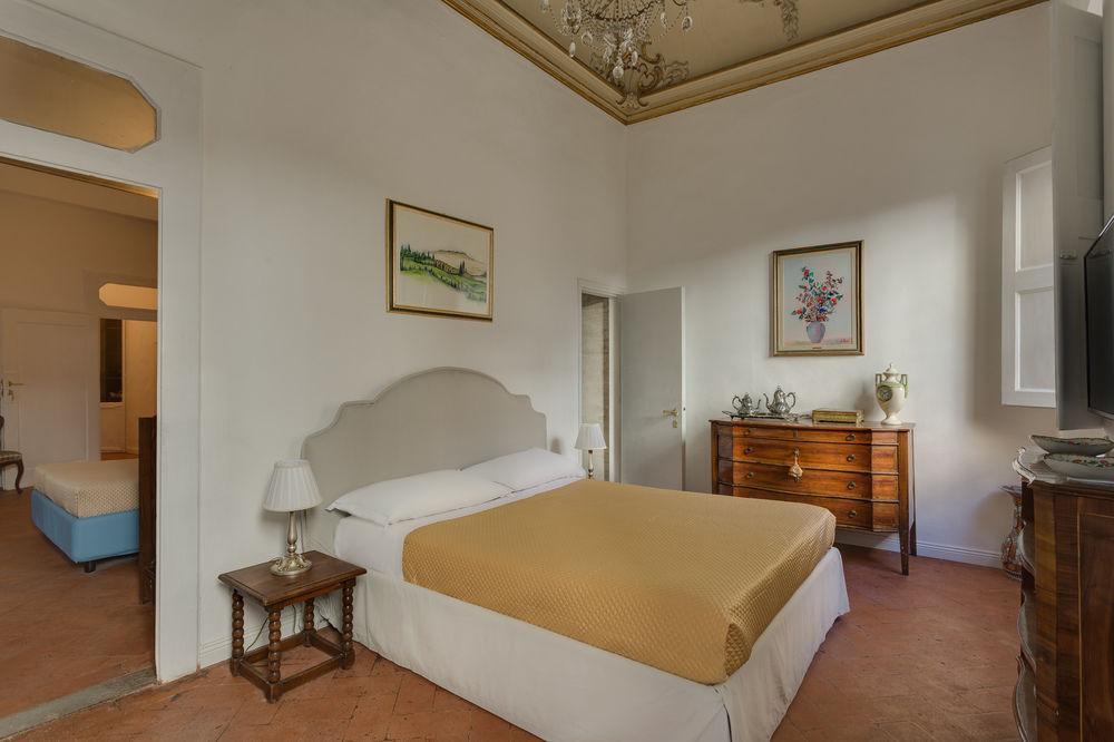Residenza D'Epoca Borgo Albizi Hotel Florence Exterior photo