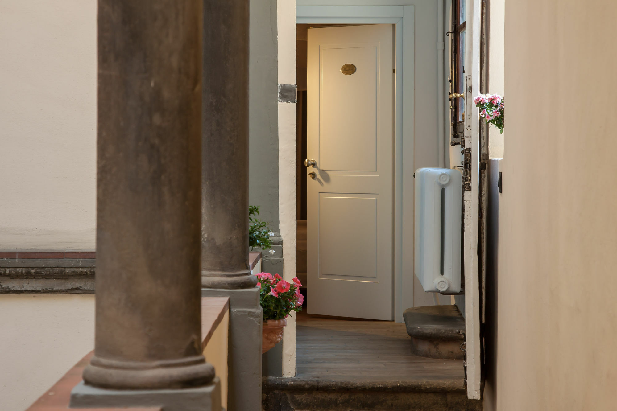 Residenza D'Epoca Borgo Albizi Hotel Florence Exterior photo
